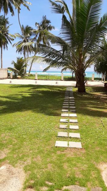 Akurala Beach Boutique Resort מראה חיצוני תמונה