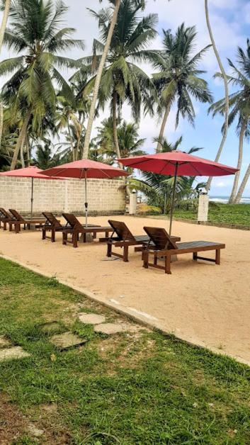 Akurala Beach Boutique Resort מראה חיצוני תמונה